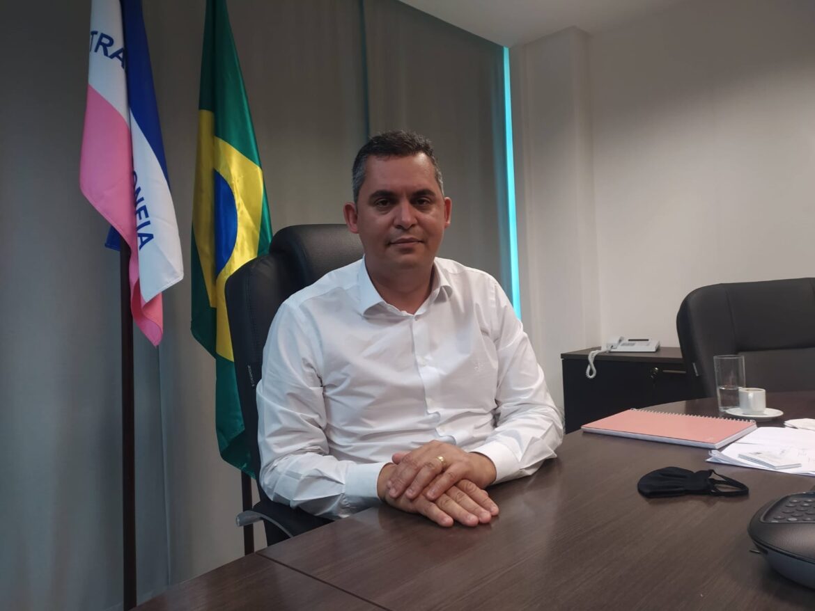 Gilson Daniel protocola pedido de criação da Frente Parlamentar de Gestão de Riscos e Desastres