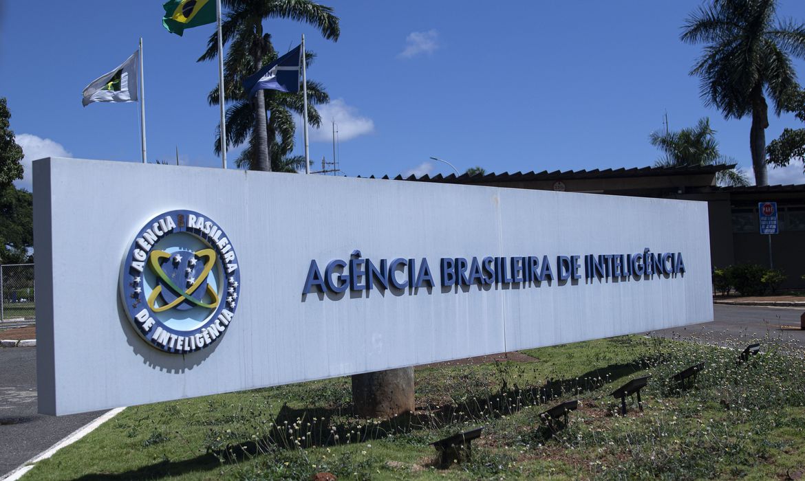 Governo transfere Abin do  de Segurança Institucional para a Casa Civil