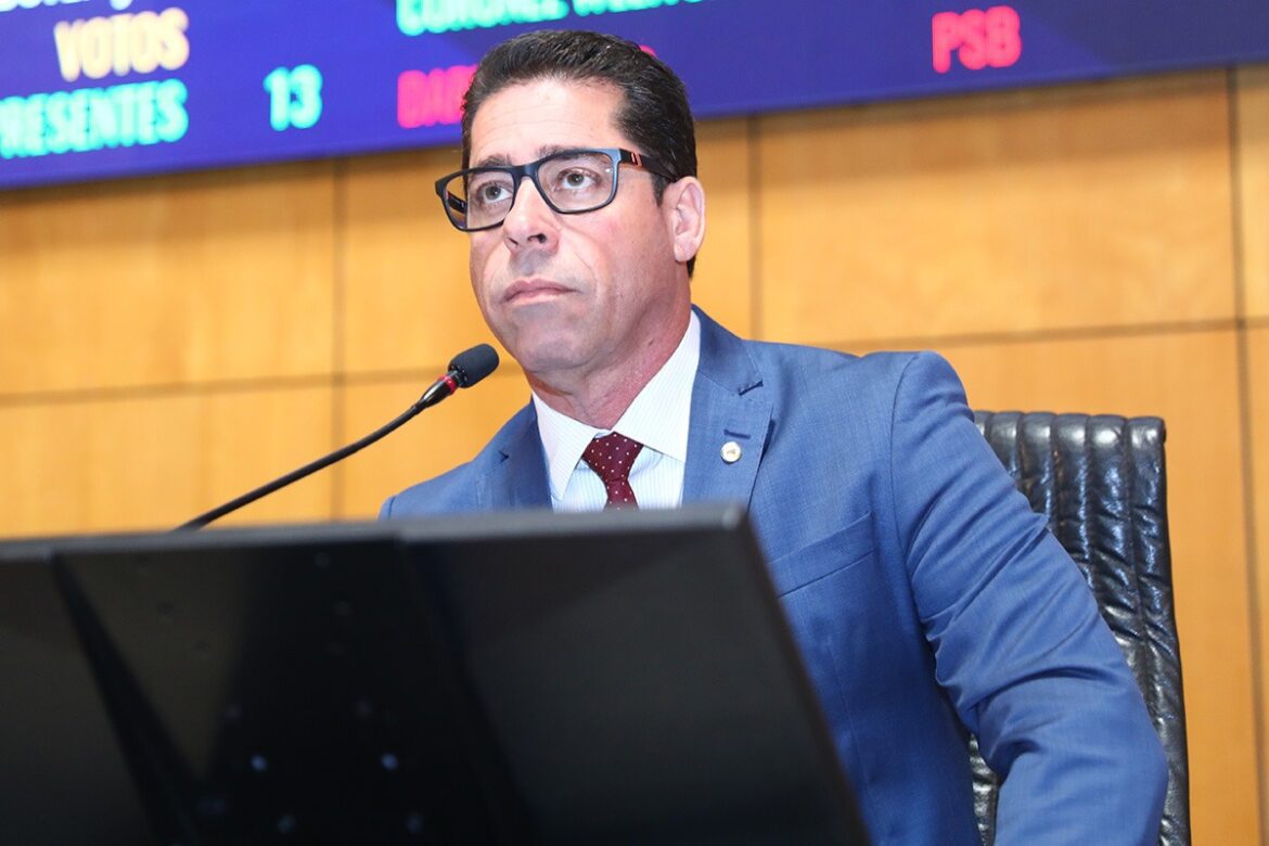 Presidente da Assembleia, bancada federal e exportadores capixabas se reúnem em Brasília para manter a Alfândega no Estado