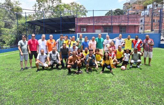 Nova Palestina ganha campo de grama sintética novinho