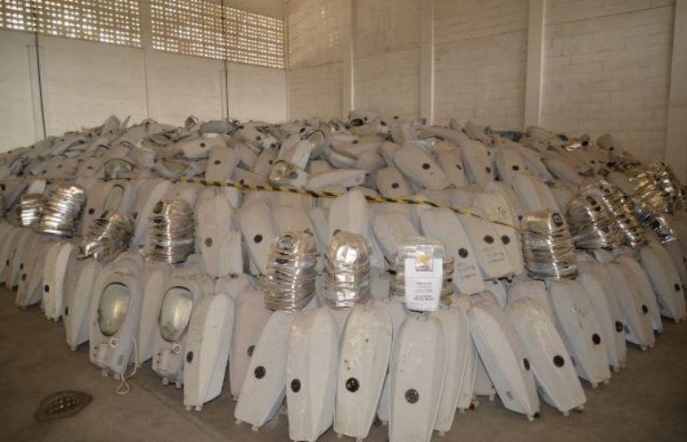 Serra realiza leilão de móveis e luminárias em 1º de fevereiro