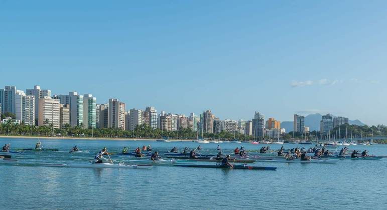 Encerramento Triunfal na Arena de Verão 2024: Canoa Havaiana e Brincadeiras Marcam o Momento Final