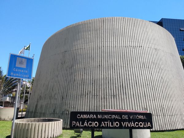 Câmara de Vitória altera estrutura administrativa