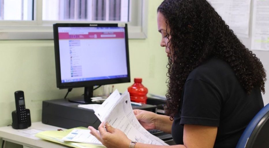 Secretaria de Educação inicia processo seletivo para nível médio com salário de R$ 2.649
