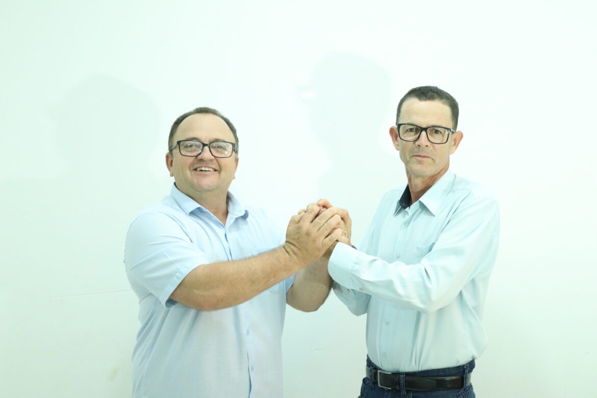 Varly Lima apresenta Carlos da Ração como vice em chapa para prefeitura de Mantenópolis.