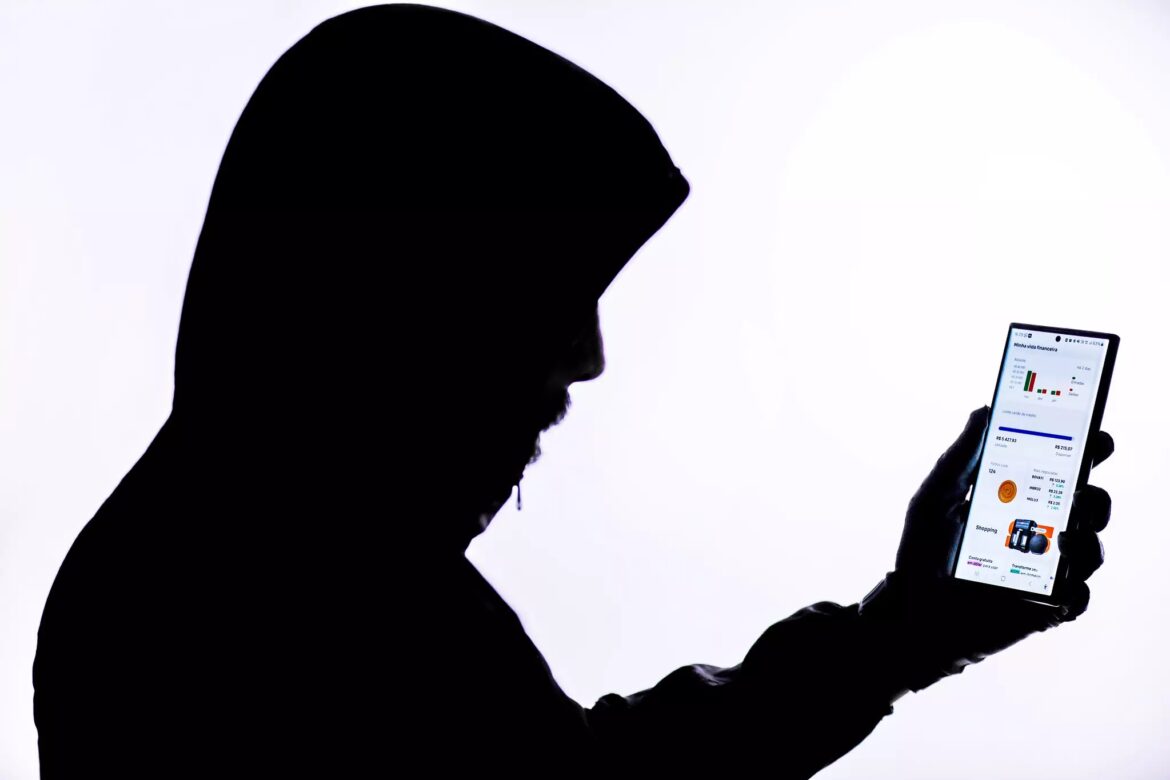 Fraude no Pix: mais de 390 mil notificações mensais, alerta BC