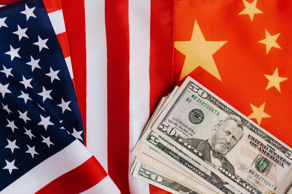 Guerra tarifária entre EUA e China ganha trégua de 90 dias