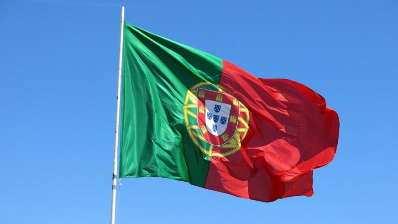 Portugal avisa que expulsará milhares de imigrantes, inclusive brasileiros
