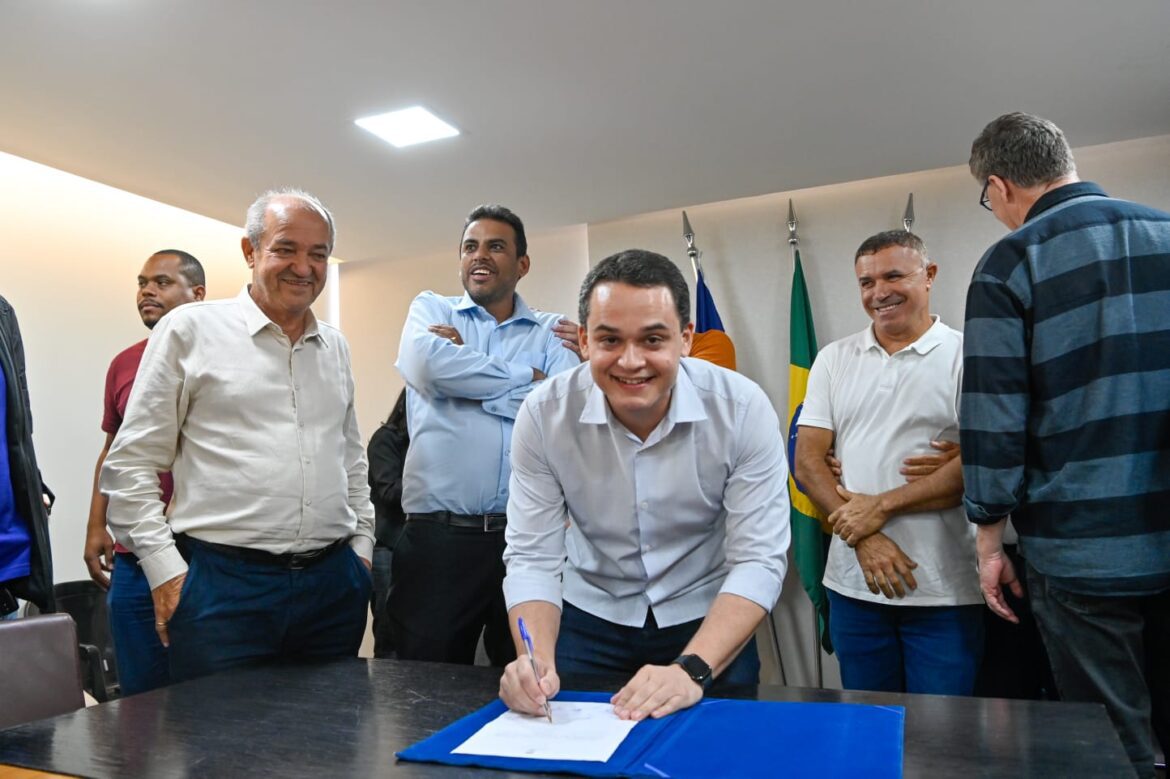 Pazolini lança o maior edital de regularização fundiária da história do ES