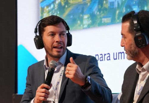 Arnaldinho palestra sobre semáforos inteligentes no “Connected Smart Cities”