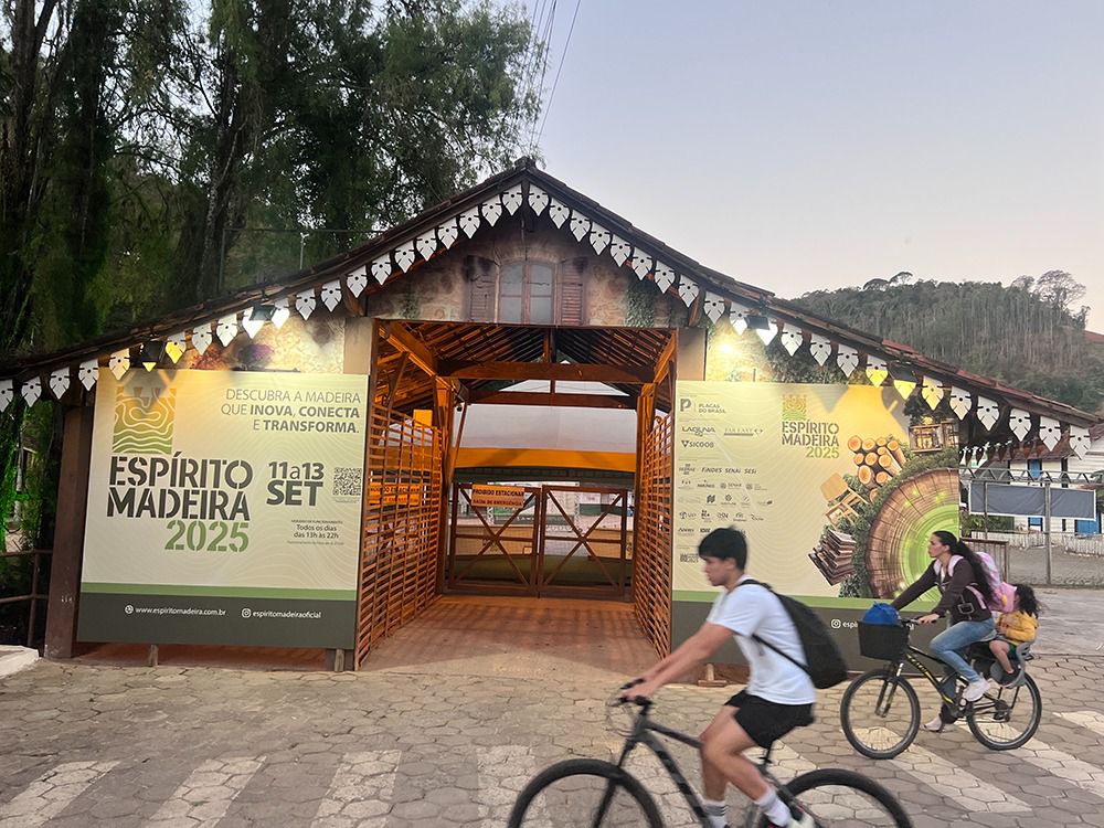Espírito Madeira 2025 marca o lançamento do Selo de Circularidade da Indústria Moveleira Capixaba