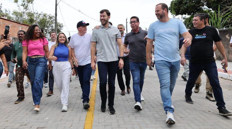 Prefeito e governador entregam 13 vias requalificadas em Barramares