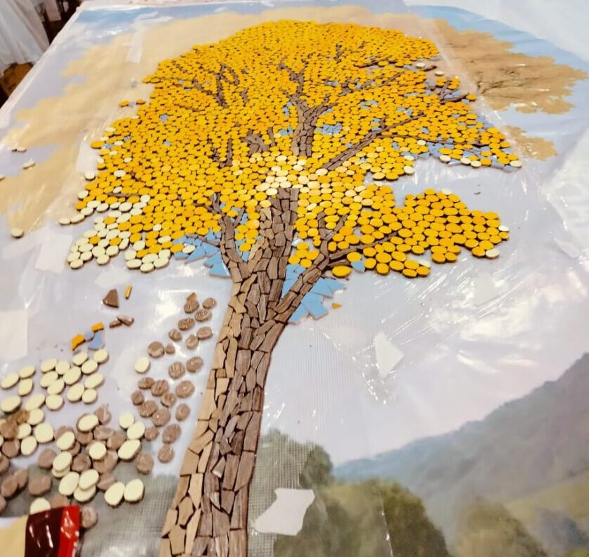 Arte em Fragmentos: o Mosaico como Força de Criação Coletiva na Serra