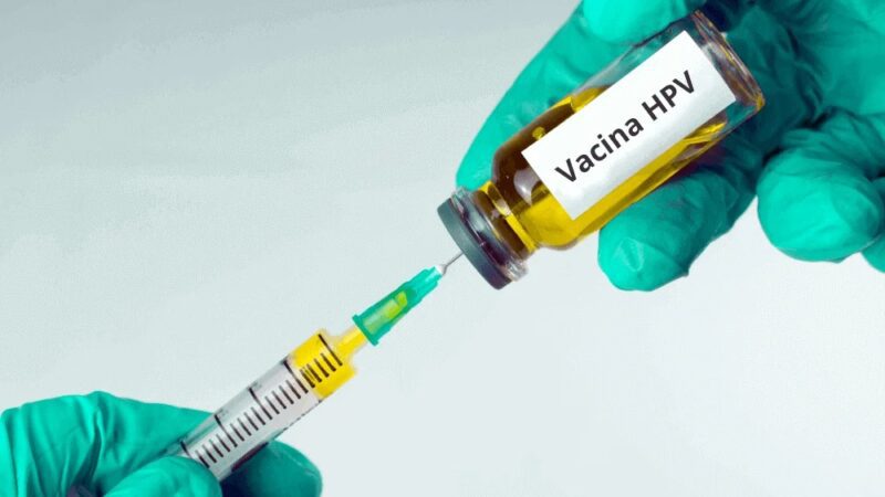 Vila Velha mantém vacinação contra HPV para jovens até junho