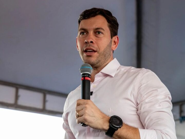 Arnaldinho decide ficar e muda o jogo político no Espírito Santo