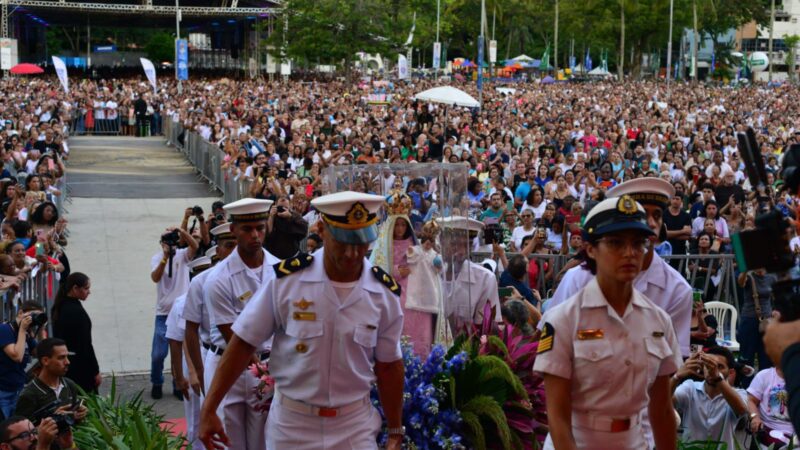 Multidão de 2,7 milhões encerra Festa da Penha 2026 em clima de fé na Prainha