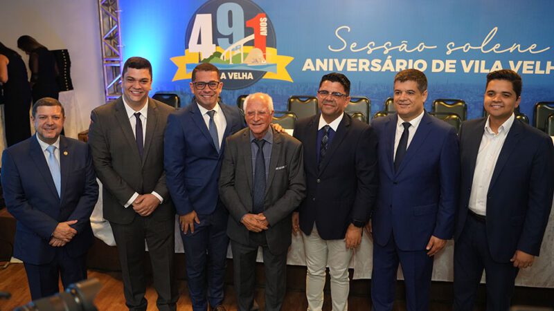 Devanir Ferreira amplia articulação política e homenageia lideranças durante sessão solene dos 491 anos de Vila Velha