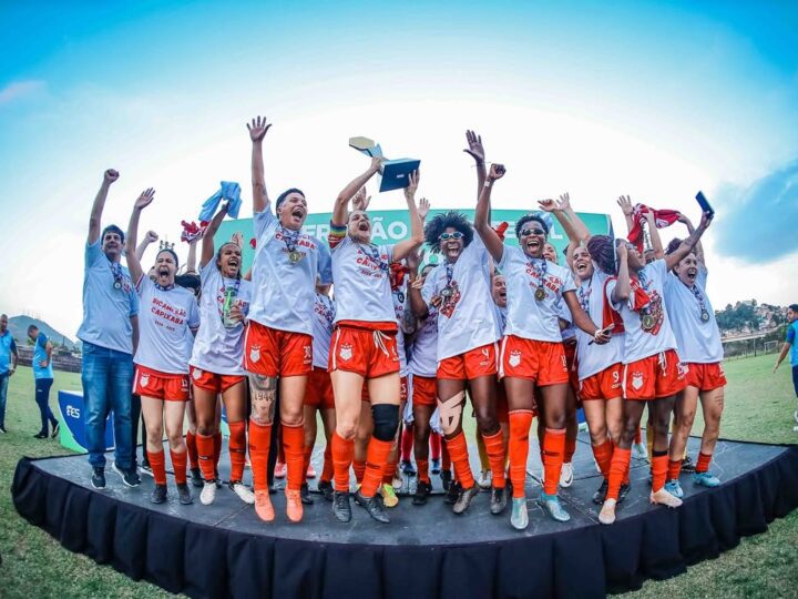 Futebol feminino de Vargem Alta recebe reforço de R$ 50 mil para seguir fazendo história