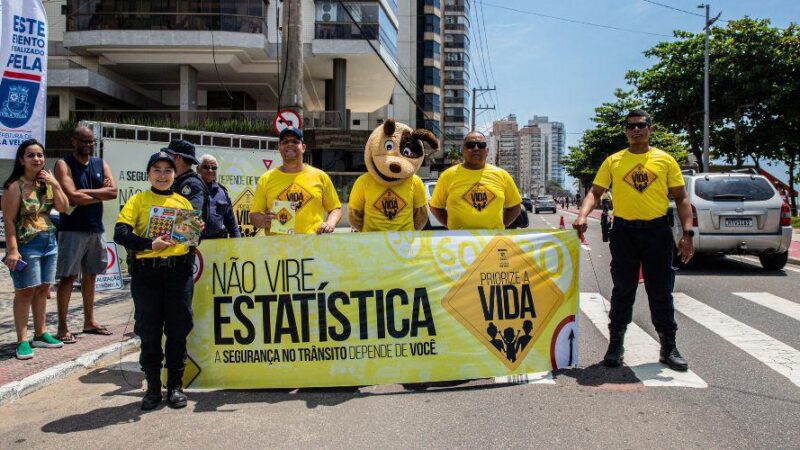 Vila Velha promove ação educativa para conscientizar motoristas no Dia do Motorista