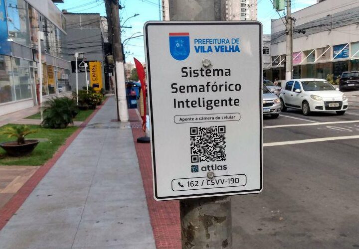 QR Code em semáforos gera mais de 2 mil chamados e agiliza manutenção em Vila Velha