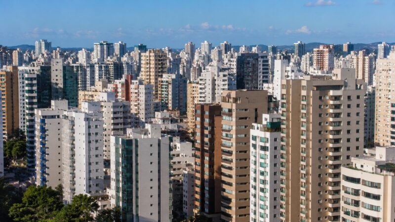 Parceria entre Prefeitura de Vitória e Governo Federal garante avanço histórico na entrega de escrituras