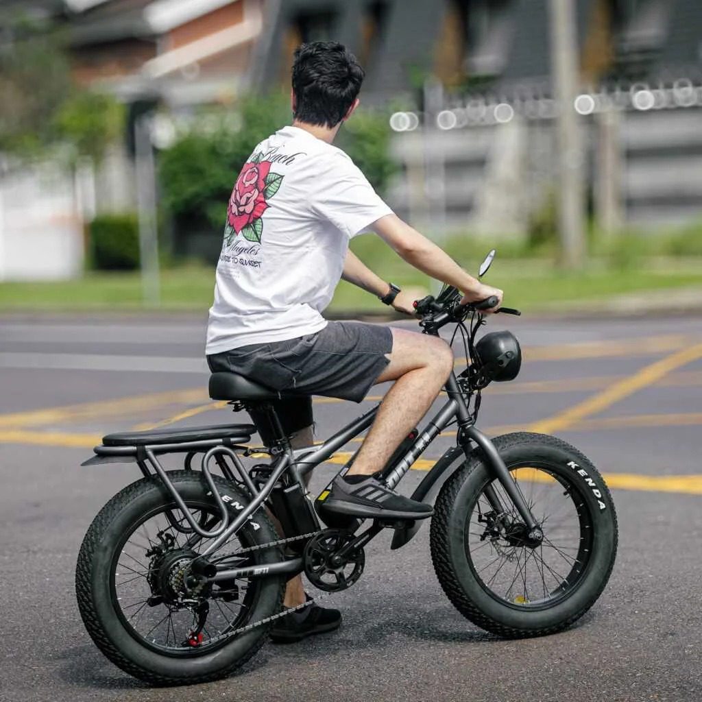 Projeto de Dr. Victor Linhalis pode proibir menores de 15 anos de conduzirem bicicletas elétricas