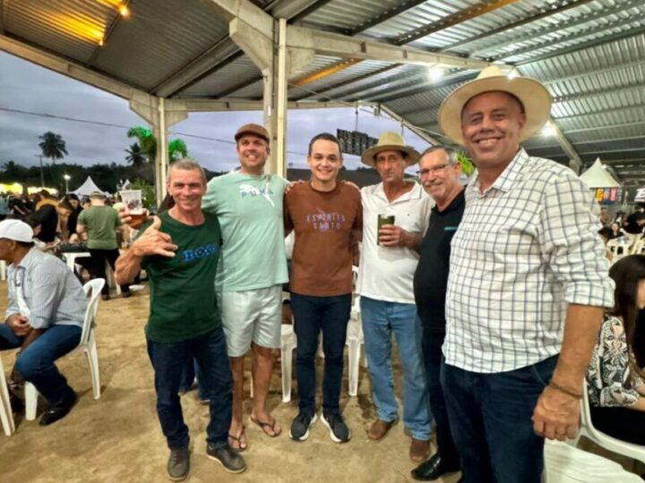 Pazolini prestigia a 51ª Festa da Banana e do Leite e reforça compromisso com o agronegócio capixaba