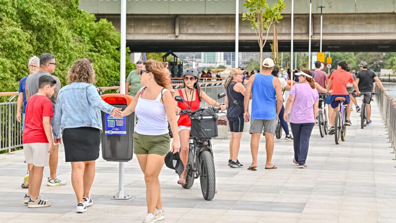 Nova Orla do Canal de Camburi fica movimentada e reúne grande público no primeiro domingo após inauguração