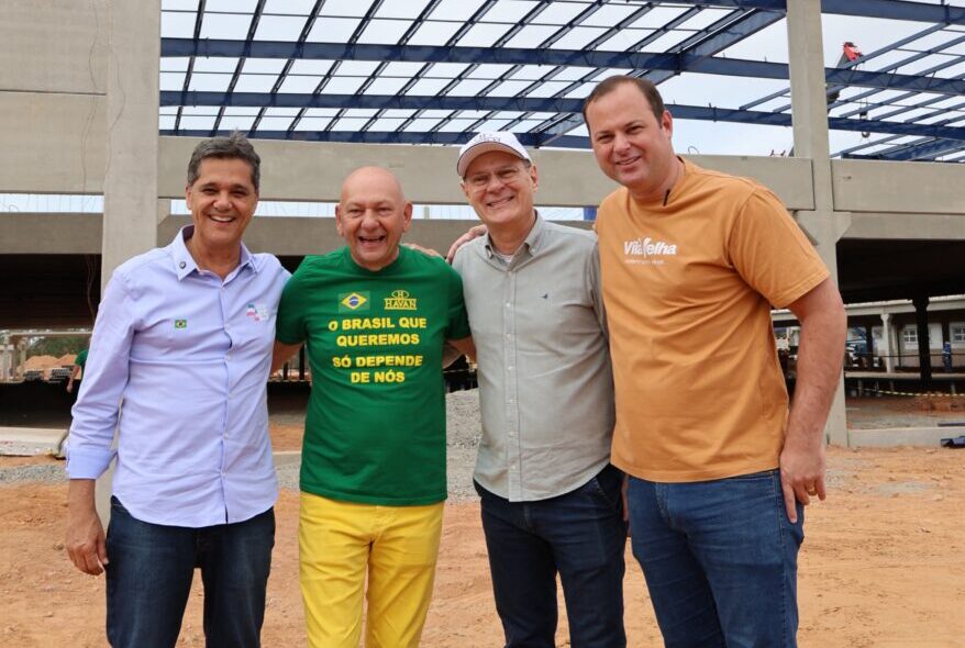 Dr. Victor Linhalis vistoria obras da Havan em Vila Velha e destaca geração de empregos e desenvolvimento