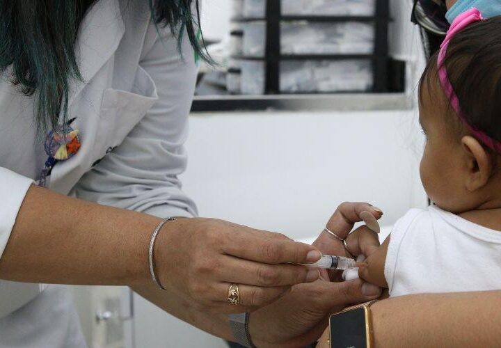 Vila Velha realiza Dia D de Multivacinação para crianças e adolescentes neste sábado