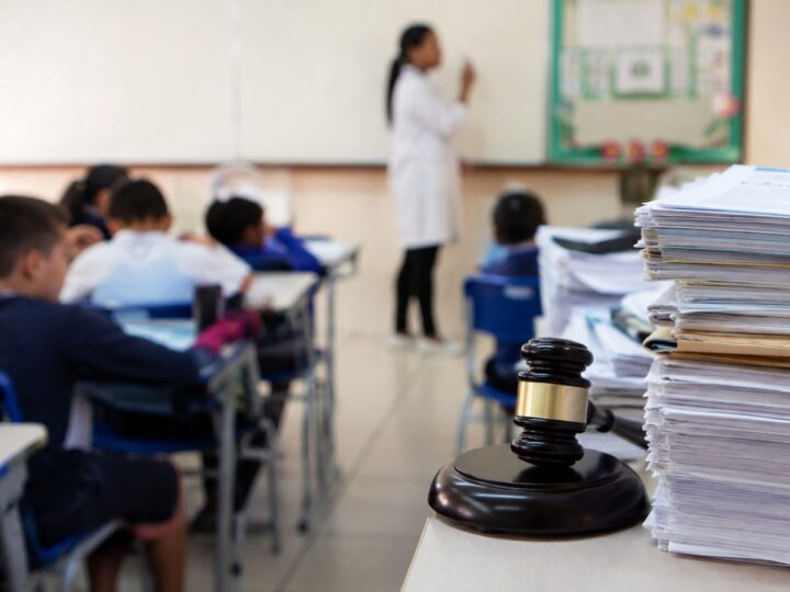 Judicialização de direitos expõe desafios para valorização dos profissionais da educação