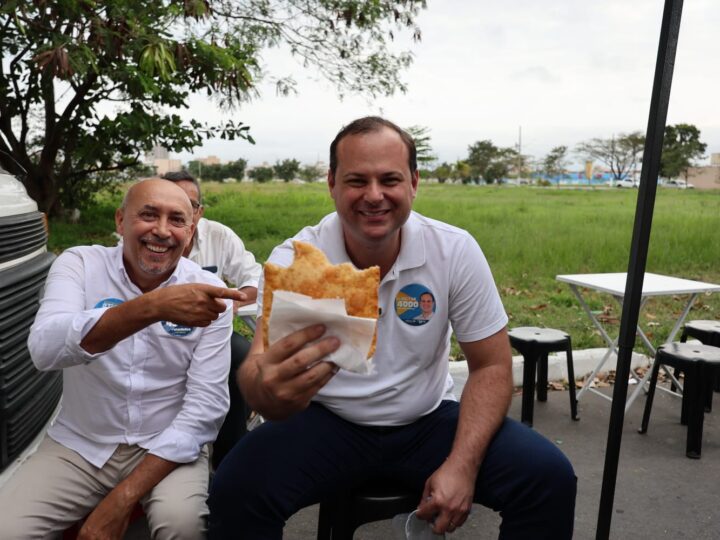 Dr. Victor fecha primeiros 10 dias de campanha com forte presença nas ruas de Vila Velha e do interior