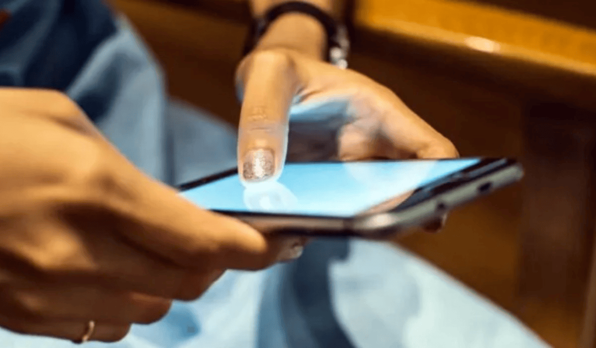 Polícia convoca 500 pessoas para devolver celulares no ES