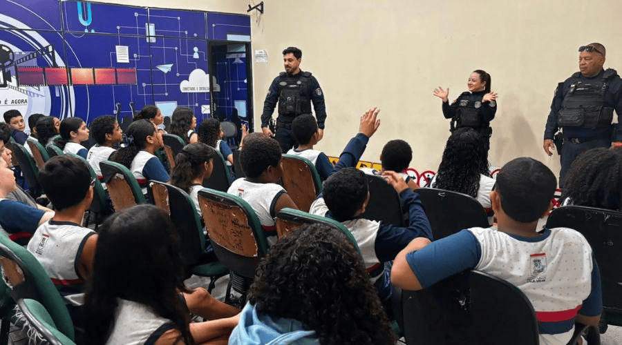 Vila Velha forma 30 alunos no projeto Anjos da Guarda