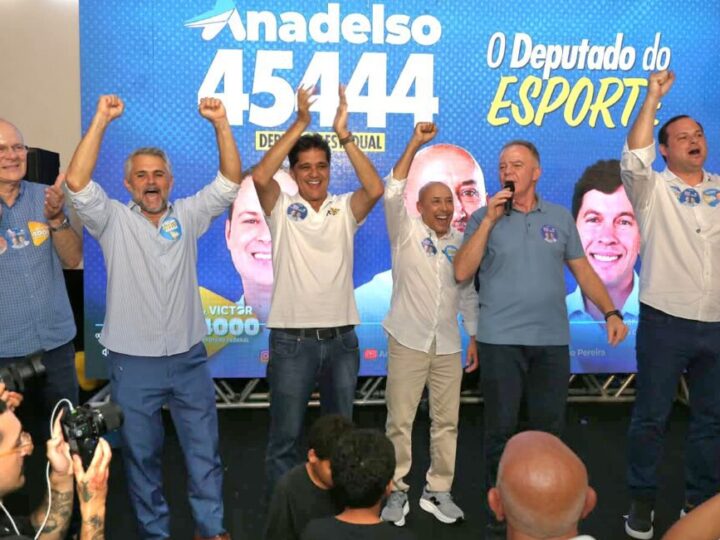 Anadelso reúne Ferraço, Casagrande e Dr. Victor Linhalis e mostra força no lançamento da candidatura