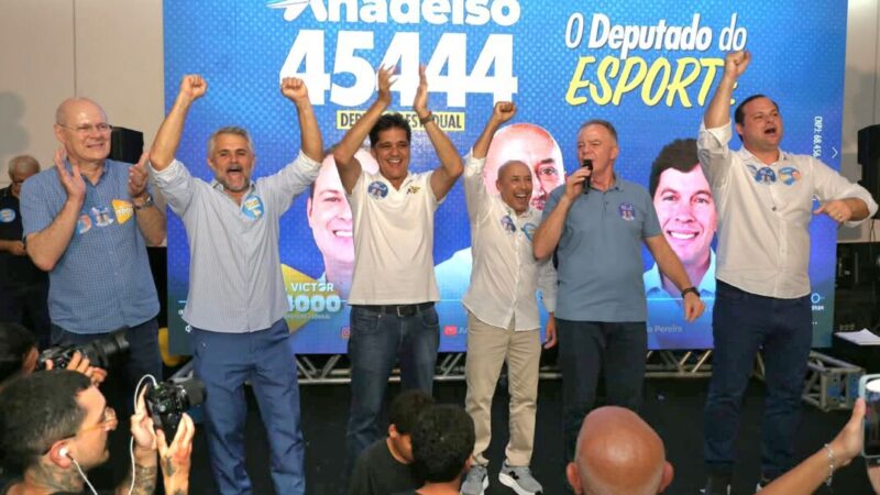 Anadelso reúne Ferraço, Casagrande e Dr. Victor Linhalis e mostra força no lançamento da candidatura
