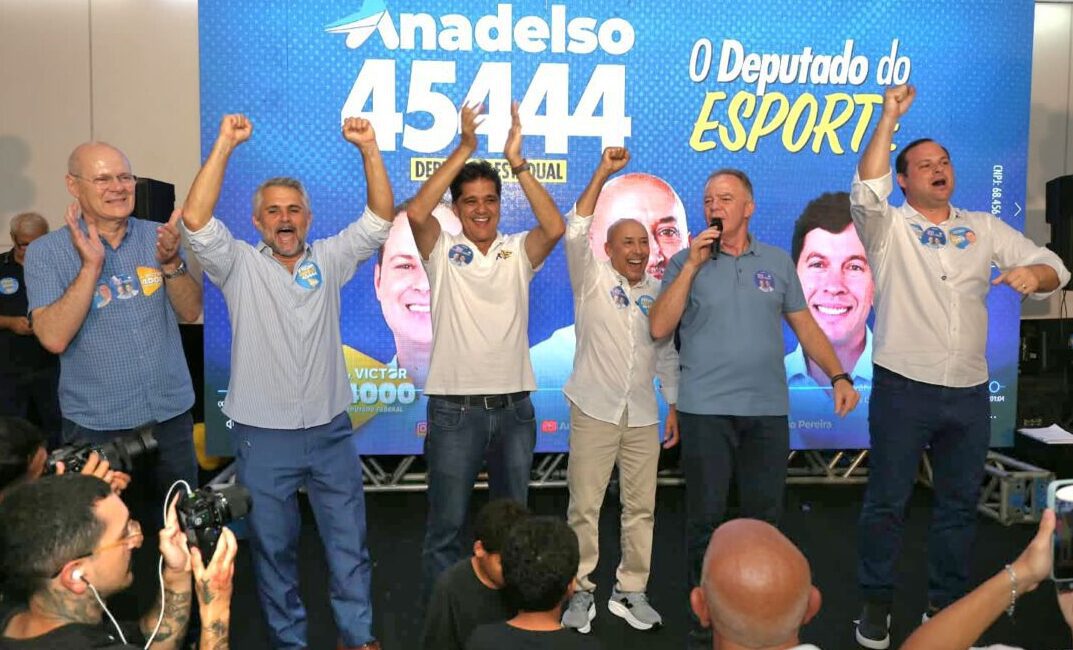 Anadelso reúne Ferraço, Casagrande e Dr. Victor Linhalis e mostra força no lançamento da candidatura