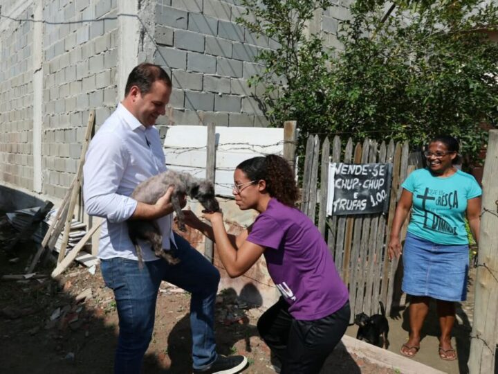 Para Dr. Victor, defender os animais é uma missão que não tira folga
