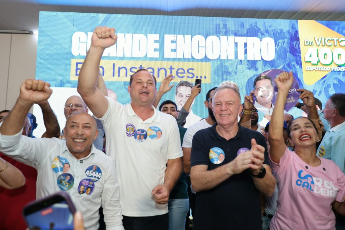 Quase 2 mil pessoas participam de grande encontro de Dr. Victor em Vila Velha