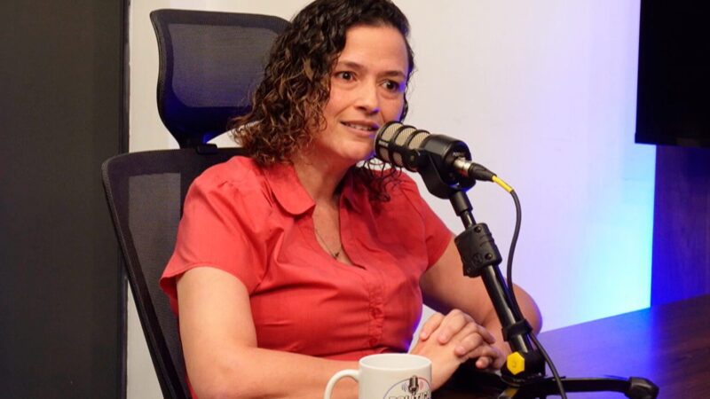 Da vida cotidiana às urnas: o caminho de Rhovena Gurgel na política