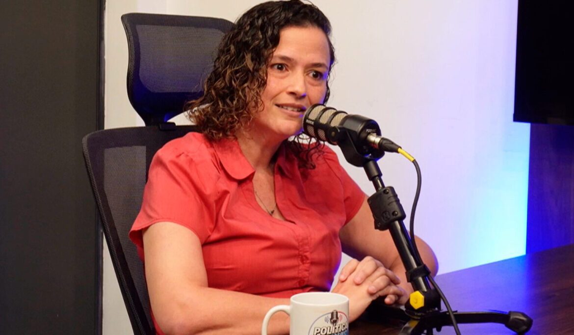 Da vida cotidiana às urnas: o caminho de Rhovena Gurgel na política