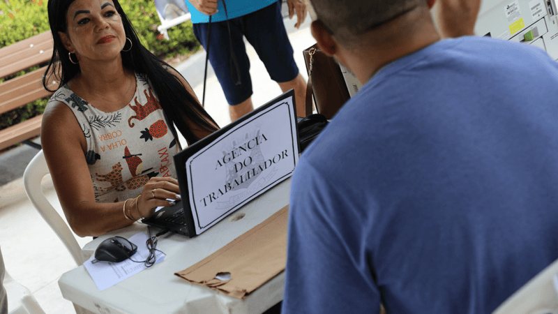Cariacica abre mais de 1,5 mil vagas de emprego nesta segunda-feira