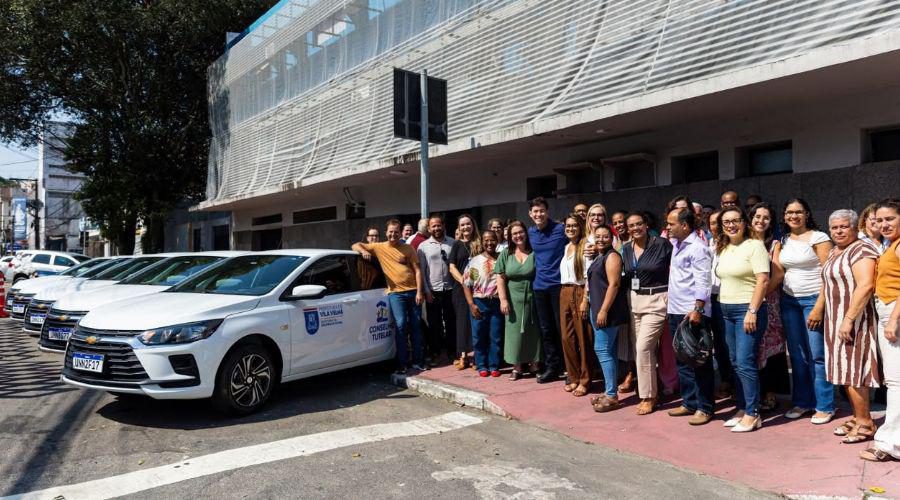 Vila Velha entrega cinco carros novos para reforçar atuação dos Conselhos Tutelares