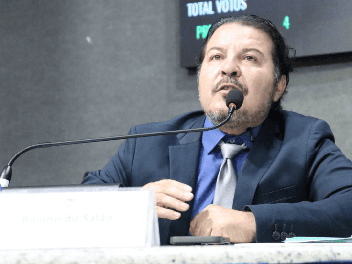 Câmara de Vitória marca julgamento de pedido de cassação de vereador