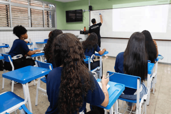 Chamada Escolar 2027 terá cerca de 230 mil vagas no Espírito Santo