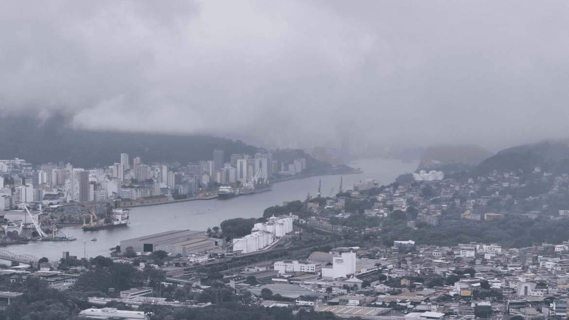 Frente fria traz alerta de tempestades para o Espírito Santo
