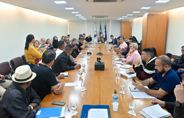Prefeitura de Vitória ouve lideranças de 10 bairros e recebe demandas por melhorias
