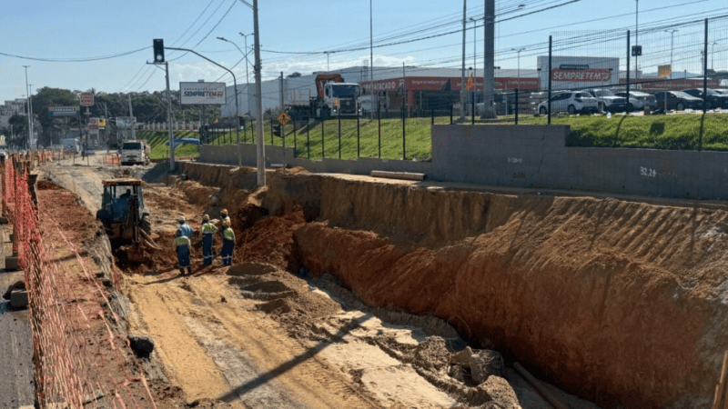 Obras de viaduto e mergulhão em Alto Lage avançam em Cariacica