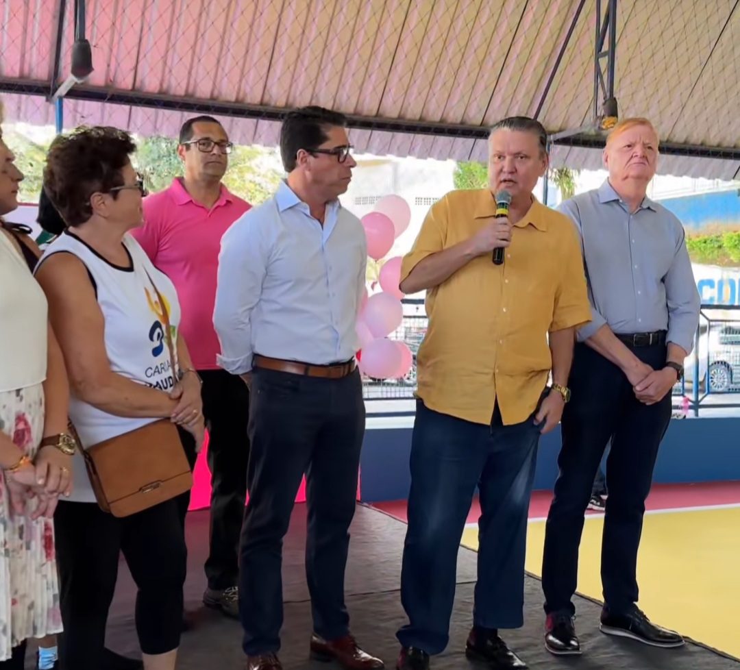 Presidente da Assembleia e prefeito de Cariacica participam de comemoração de 15 anos de grupo de ginástica da terceira idade