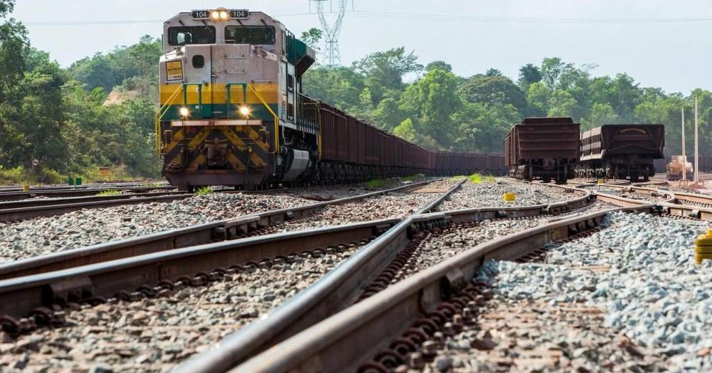 Hoffmann quer criar frente parlamentar para construir estrada de ferro entre Anchieta e Presidente Kennedy